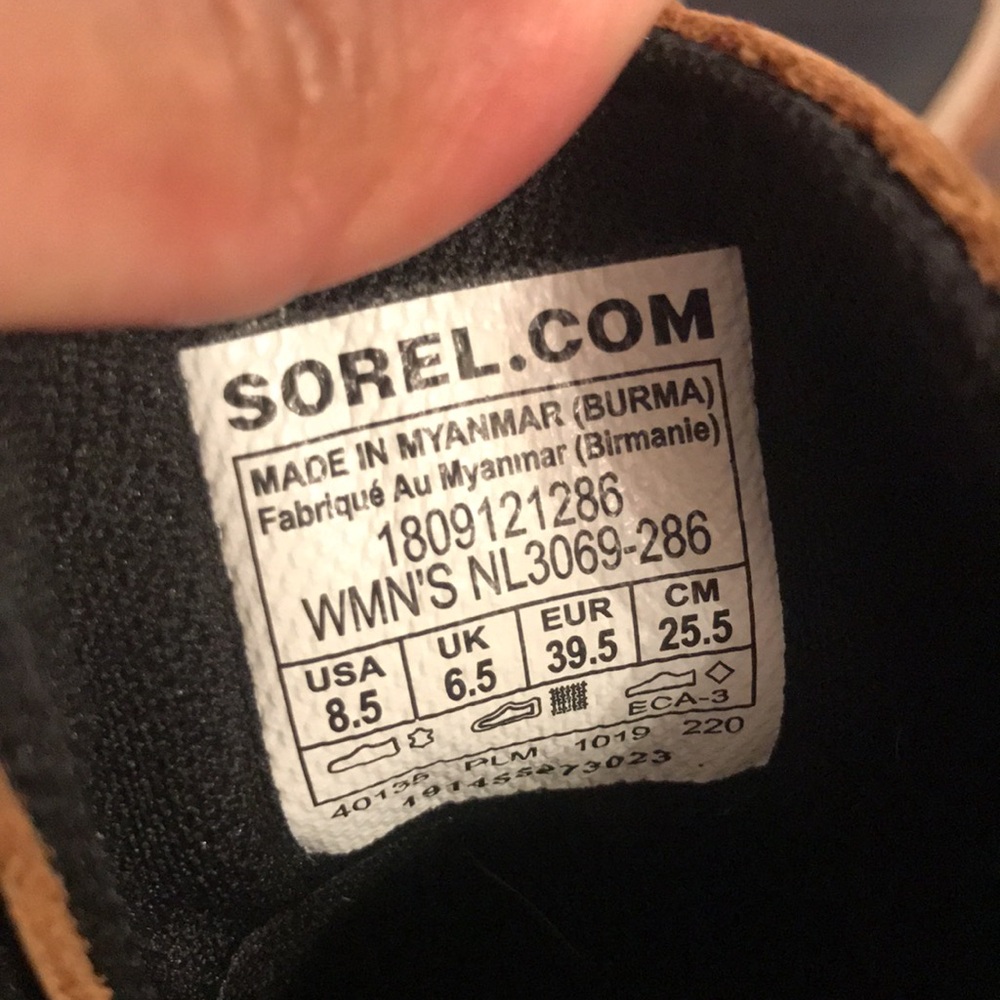 🐬Sorel Out N About Waterproof Brown and Black Boots - Picture 10 of 13